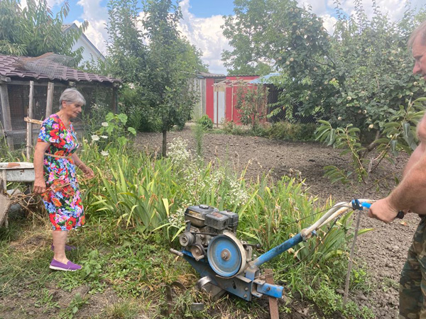 волонтёрская помощь пожилым людям